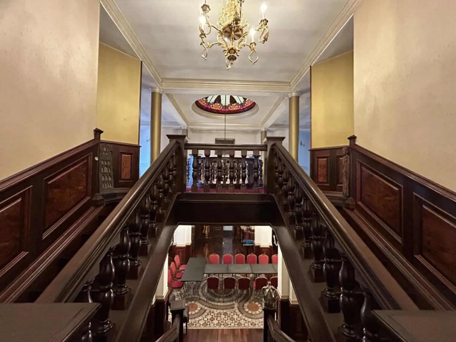 +++ Exklusive Villa im Herzen von Szombathely – Ruheoase auf rund 5300 m² +++