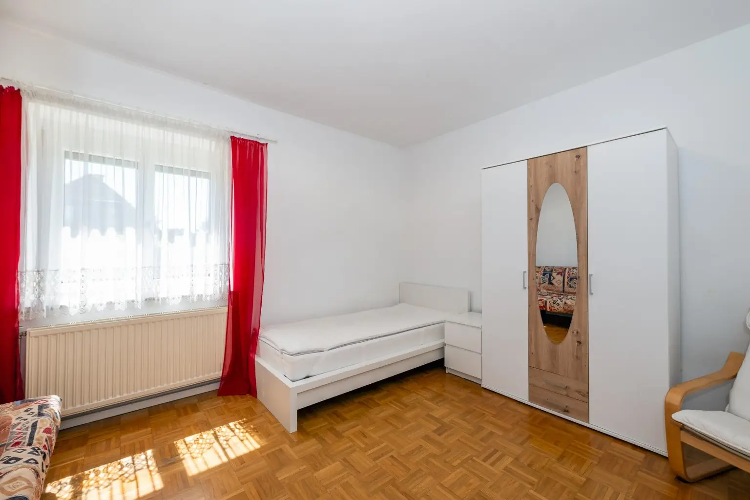 Kinderzimmer EG