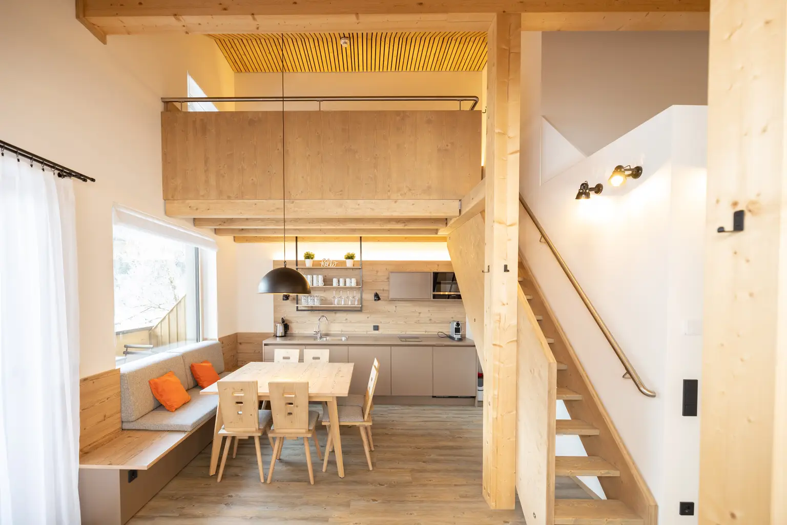 Dormio_Aparthotel_Hinterstoder_Steyrursprung_Dining_Area_Kitchen_002.jpg