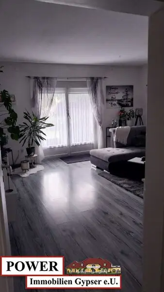 Großzügiges Wohnhaus in Zentrumsnähe !!