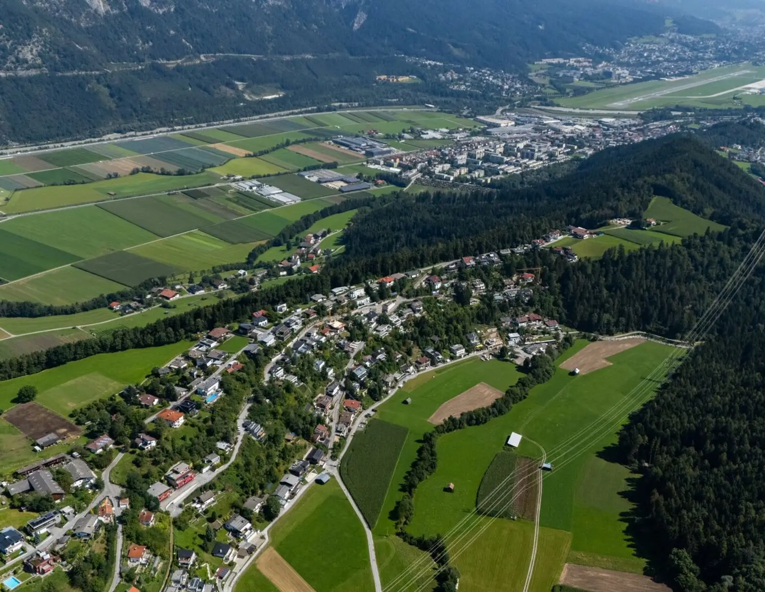 Sonnengrundstück für Doppel- oder Mehrfamilienhaus in Omes