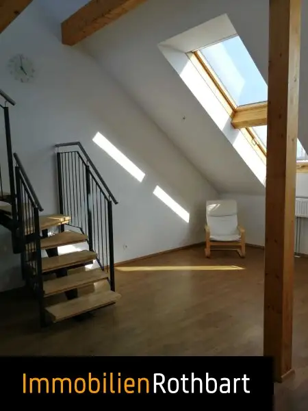 Dachgeschoßwohnung mit Galerie in bester Lage