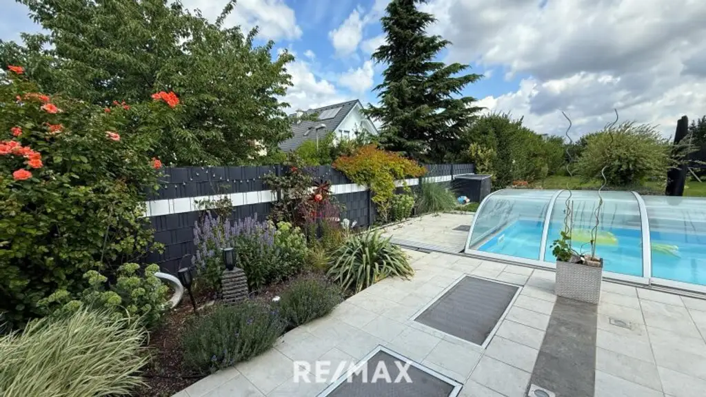 Absolute Ruhelage/Haus mit wunderschönem Garten!