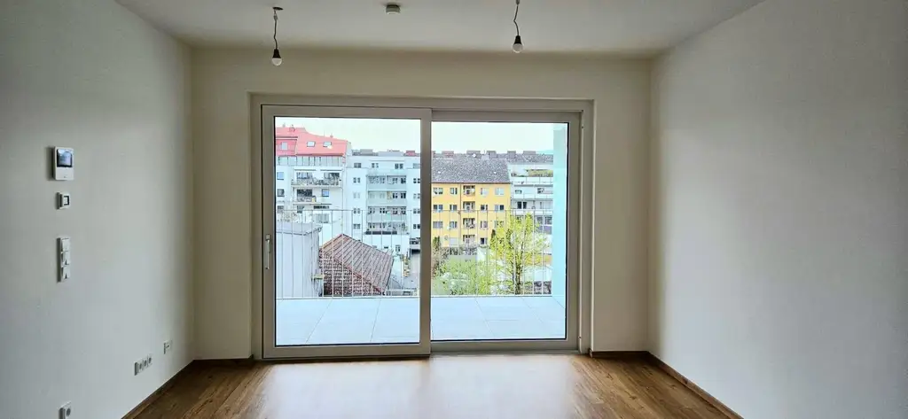 Singel oder Pärchenwohnung Stadtzentrum mit  80 m2 Garten, 11 m2 Terasse TG Platz-ERSTBEZUG