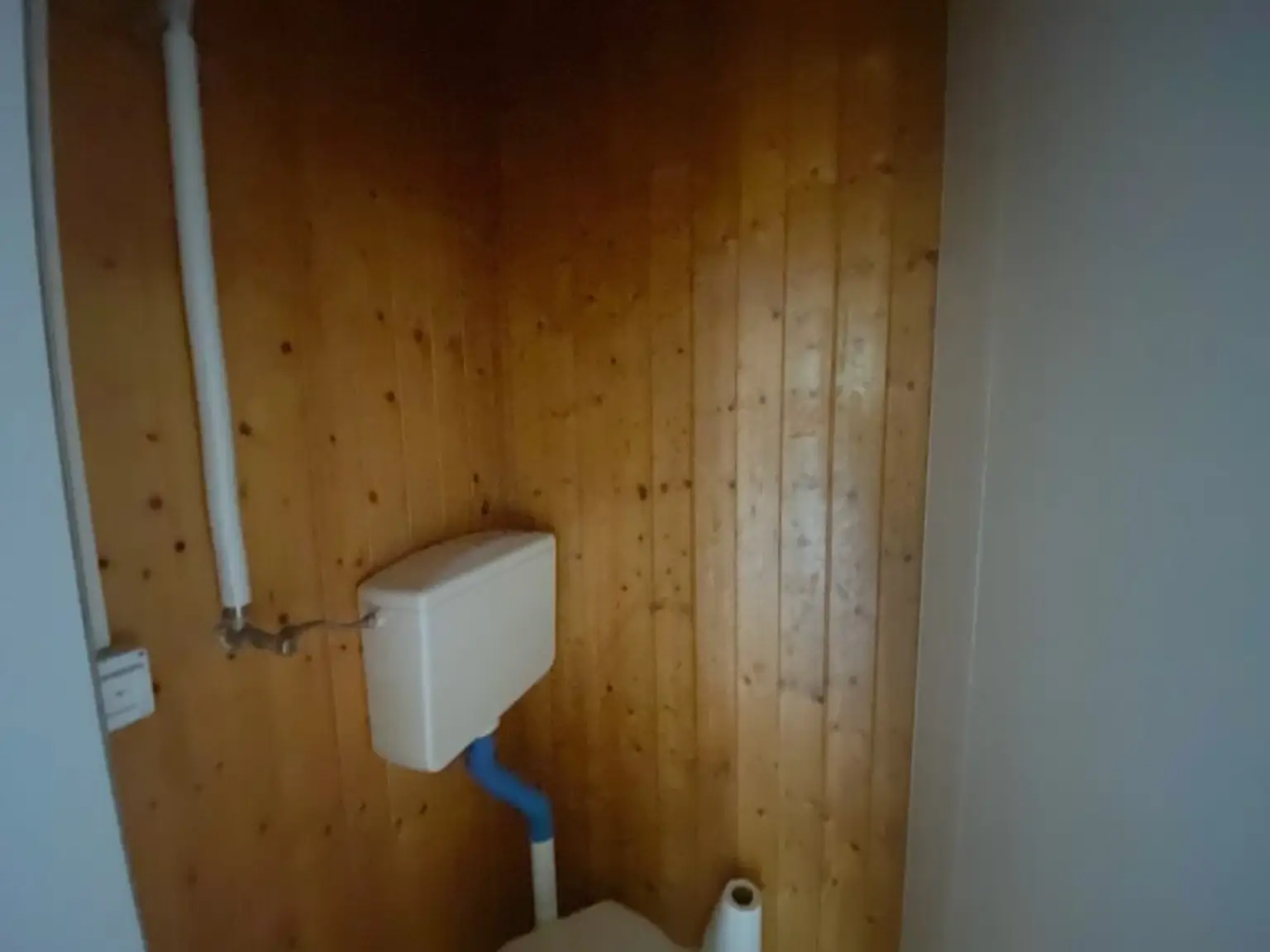 ALTBAU zu SANIEREN, SONNIG und RUHIG NÄHE U3 !