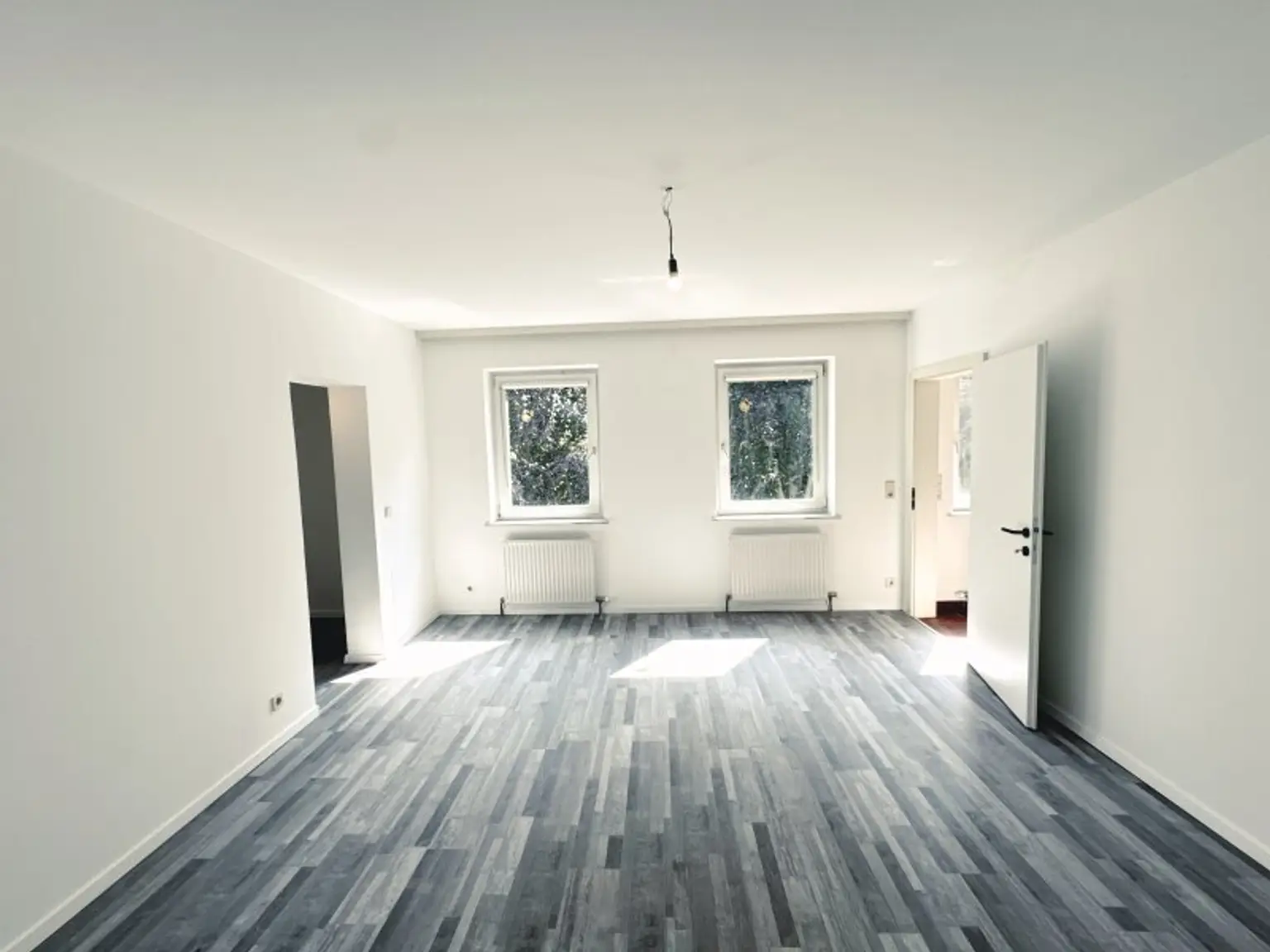 Charmantes Reihenhaus in ruhiger Innenstadtlage in Ternitz zu verkaufen! Ihr neues Zuhause oder hervorragendes Investment!