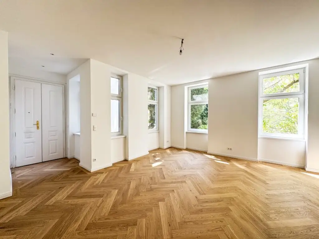 Altbau-Charme zum Erstbezug | Lichtdurchflutet, ruhig & grün | U4 vor der Tür
