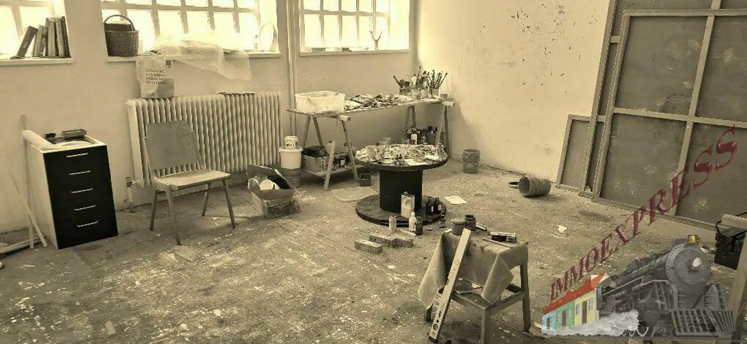 Atelier & Lager unbefristet, Preis  inkl. Heizkosten & Warmwasser, BK und Ust., mit zugeteiltem Parkplatz (Innenhof)