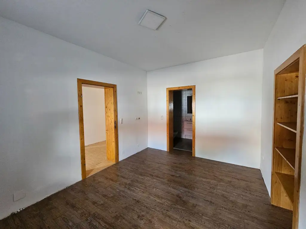 Haus mit Geschäftslokal