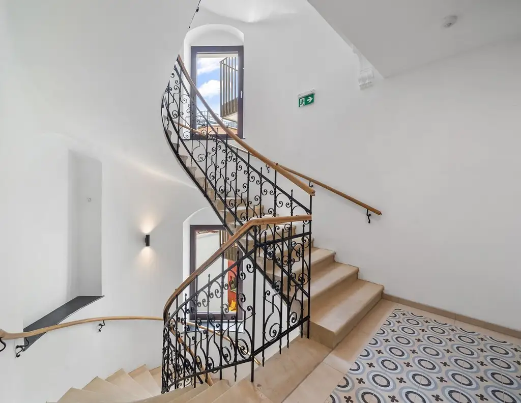 Anleger - Altbaueigentumswohnung in generalsaniertem Altbauwidmet "gewidmet für dauerhafte Kurzzeitvermietung (z.B. AirBnB)"