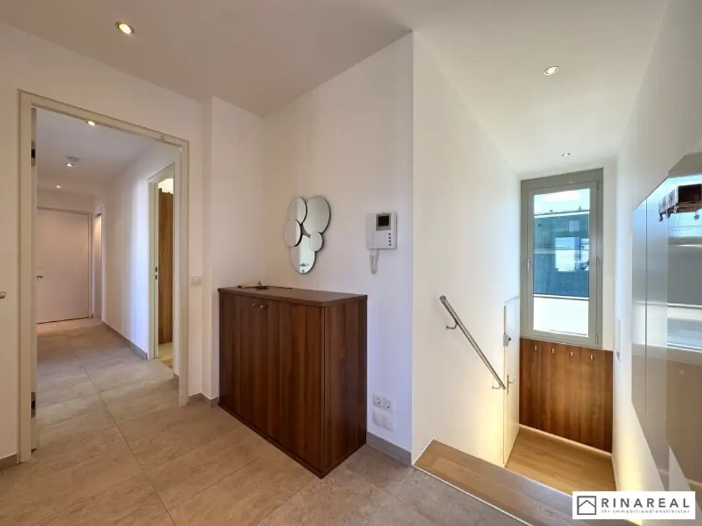 HUTWEIDENGASSE | Exklusives Penthouse mit traumhafter Dachterrasse | 3 Zimmer | ca. 99 m² Wohnfläche | teilmöbliert | zzgl. Duplex-Stellplatz