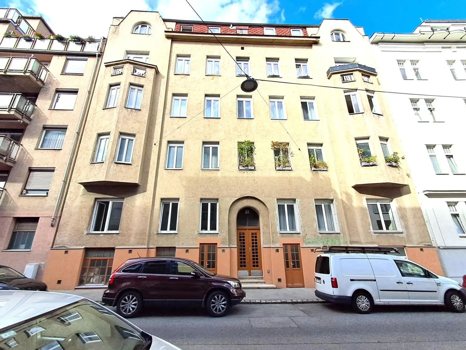Altbau-Charme mit Potenzial – 4 Zimmer in Wien-Penzing