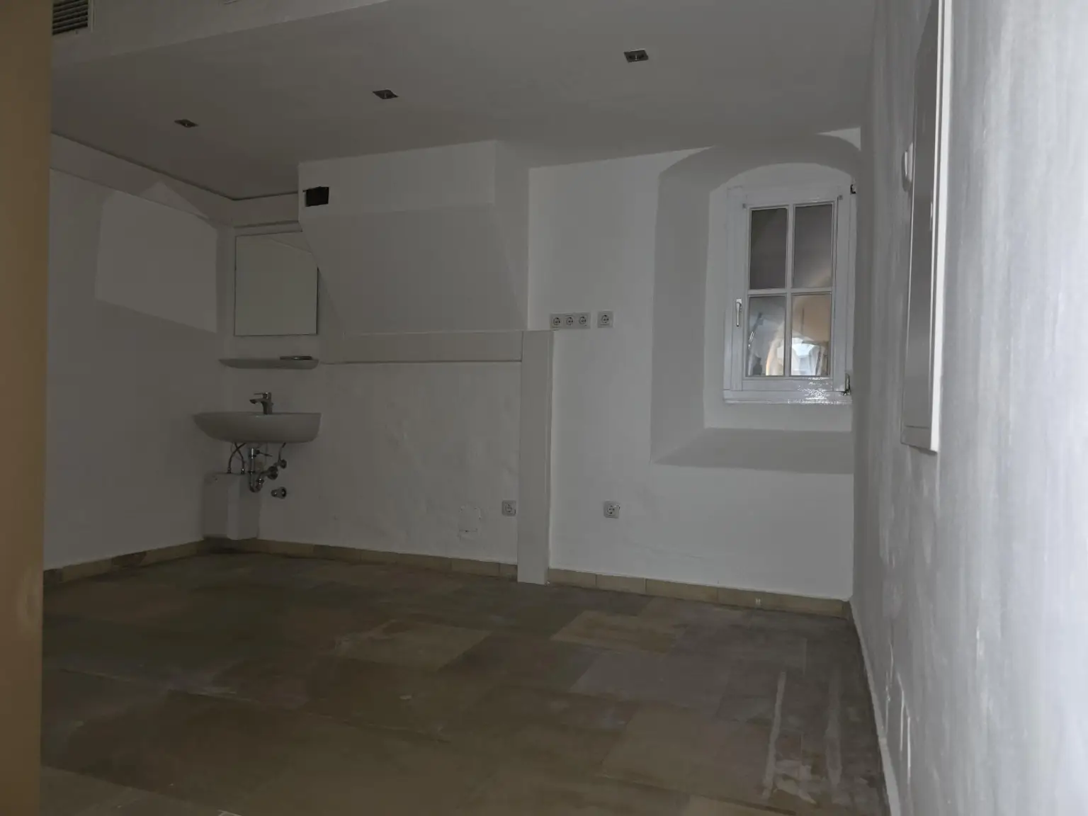 20251030_110127_resized