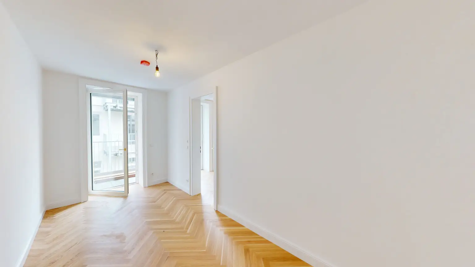 Helle 3-Zimmer-Wohnung mit Balkon im obersten Regelgeschoss