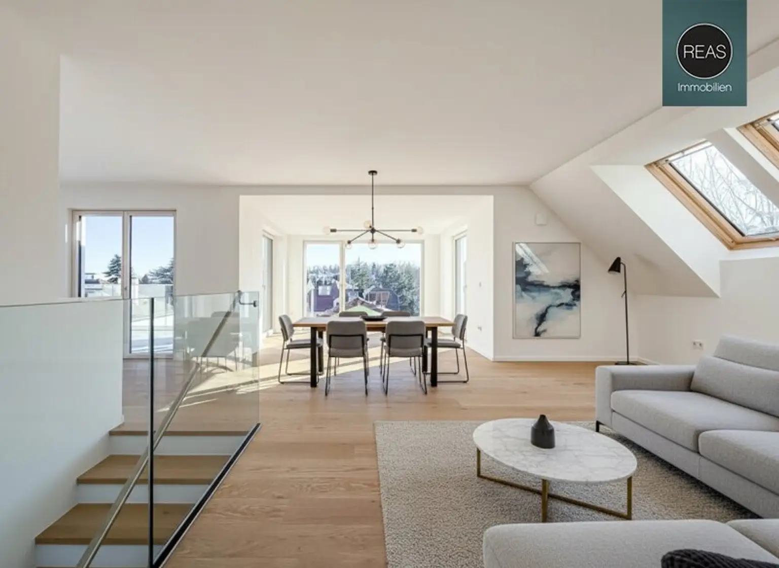 Erstbezug: Penthouse - Maisonette - Wohnung mit 3 Terrassen - Naturnahes Wohnen in Wien Hietzing – Exklusives Leben nahe dem Roten Berg!