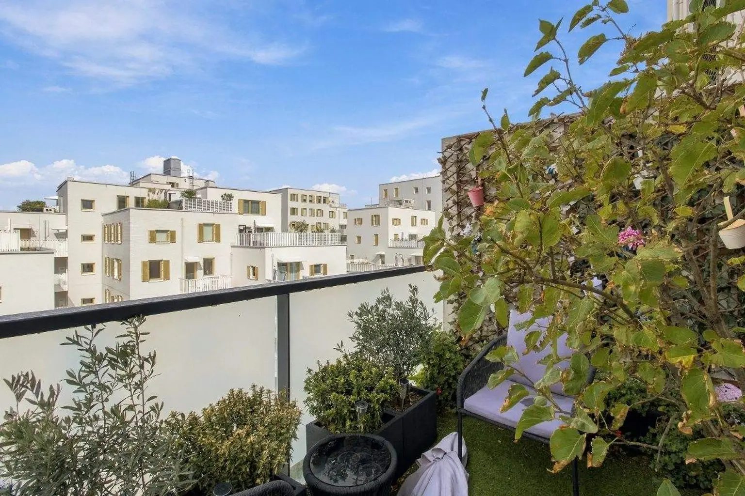 Q | NEUHEIT ++ DREI Zimmer mit TERRASSE und BALKON - Gregorygasse | Prima Service Immobilien