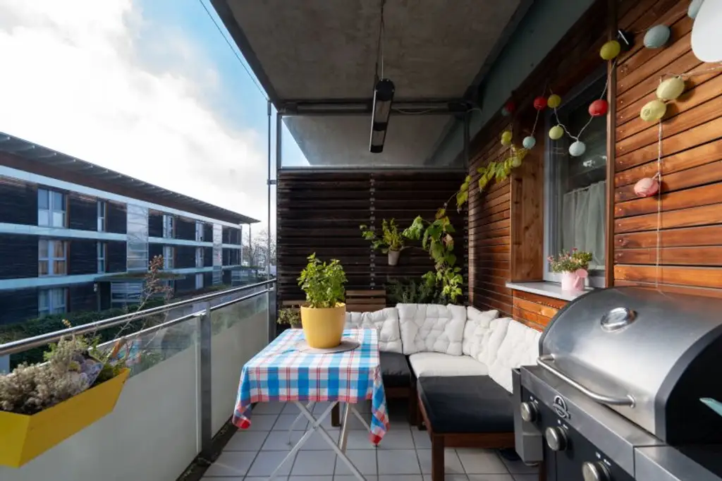 Moderne 3-Zimmer Wohnung mit Loggia/Balkon in der SolarCity zu kaufen