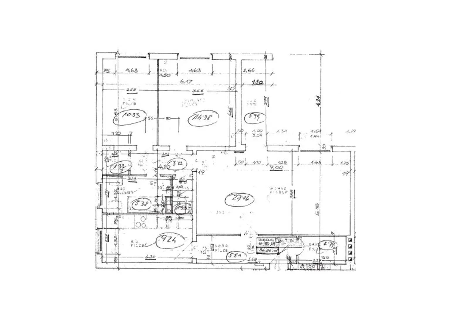 3 Zimmer-Wohnung mit Loggia und Einzelgarage in guter Lage