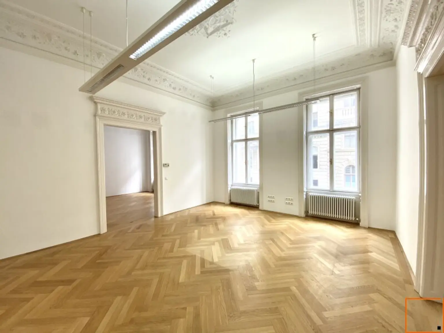 Repräsentatives Altbaubüro bei Schottentor und Votivkirche