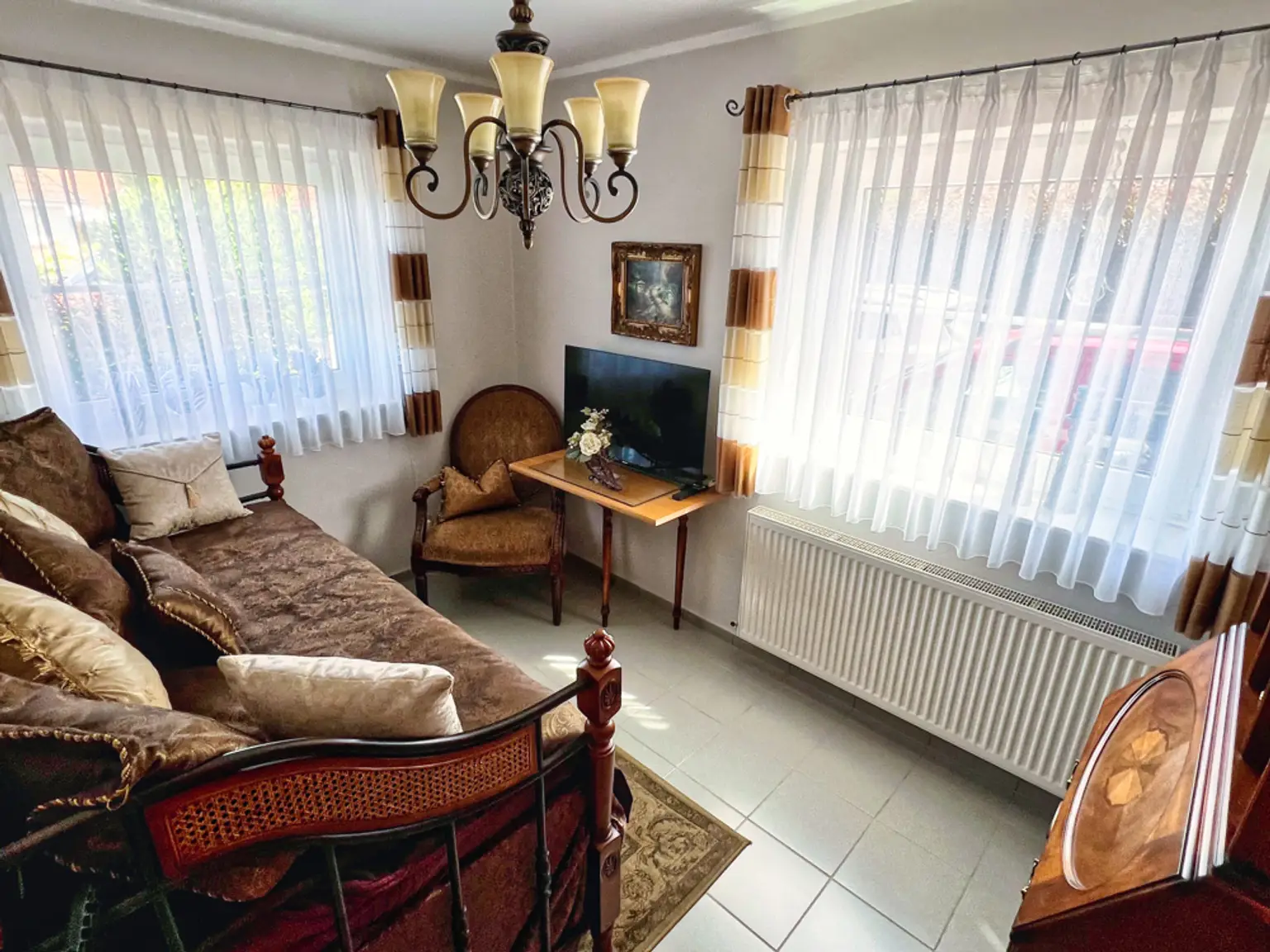 Einfamilienhaus mit traumhafter Gartenanlage in Niederlangen!