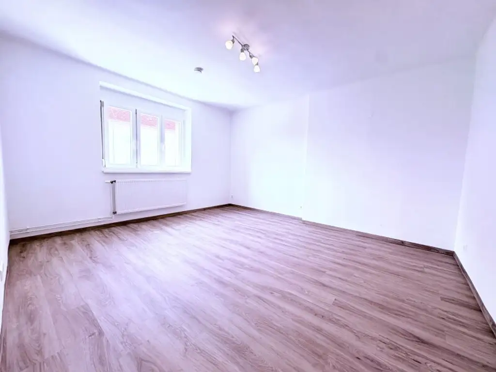 Gut geschnitten-beste Anbindung-ruhige Lage!