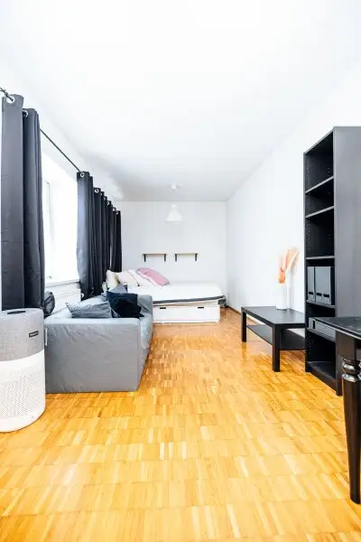 AB 01. OKTOBER FREI I NÄHE ZENTRUM I LICHTDURCHFLUTET I BESTE LAGE I BADEWANNE I HAUSTIERE ERLAUBT I PROJEKT WOHNEN