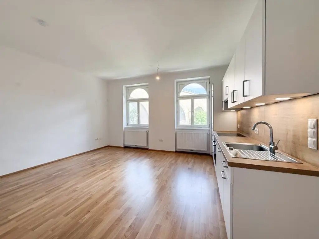 Helle 2-Zimmerwohnung im 23.Wiener Gemeindebezirk zu vermieten | OHNE Lift; 2.OG