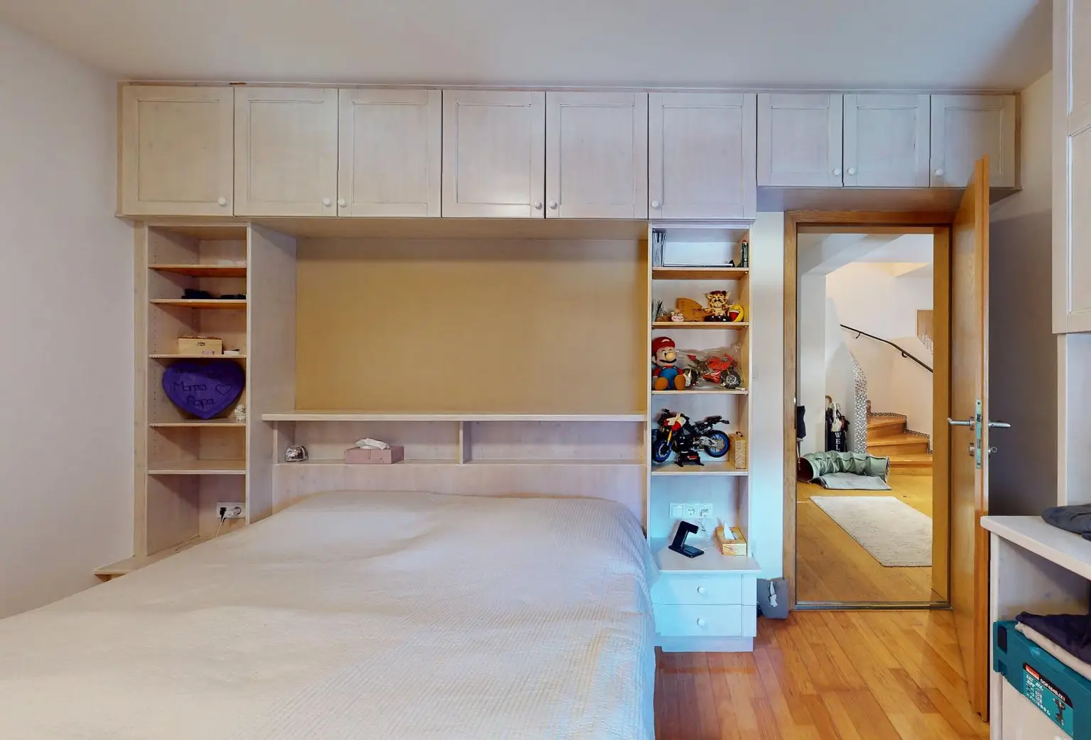 Wohnung - Zimmer II UG