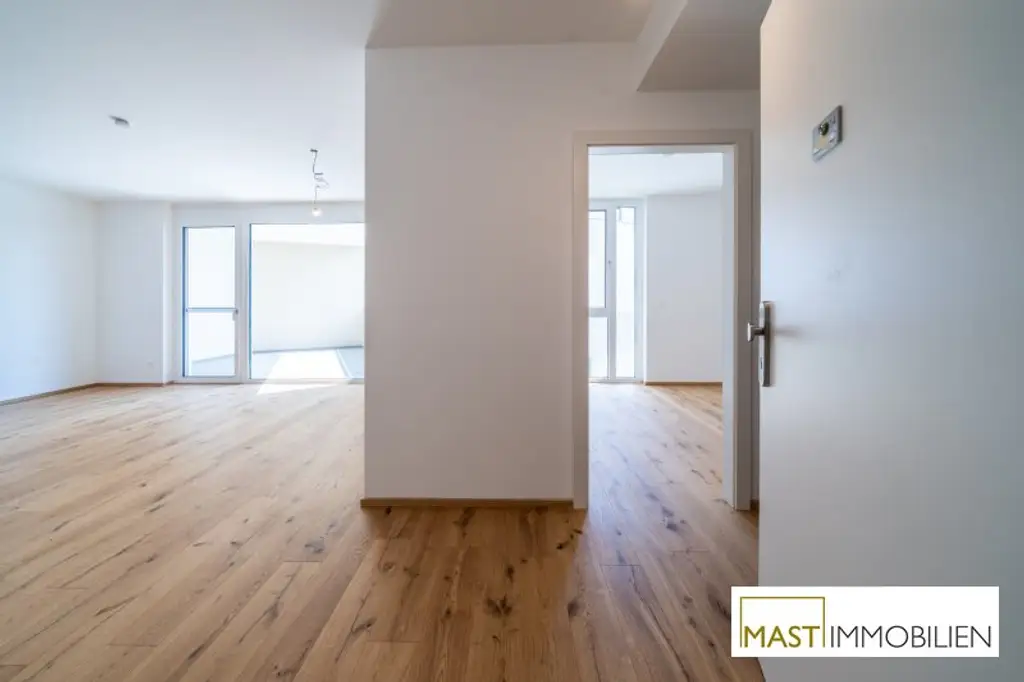 *Sommer 2025* Provisionsfreie 2-Zimmer Wohnung mit 12 qm Loggia!