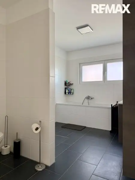 Neubauliebe – Haus mit ca. 117 m² und 2 Parkplätzen in Theresienfeld zu kaufen!