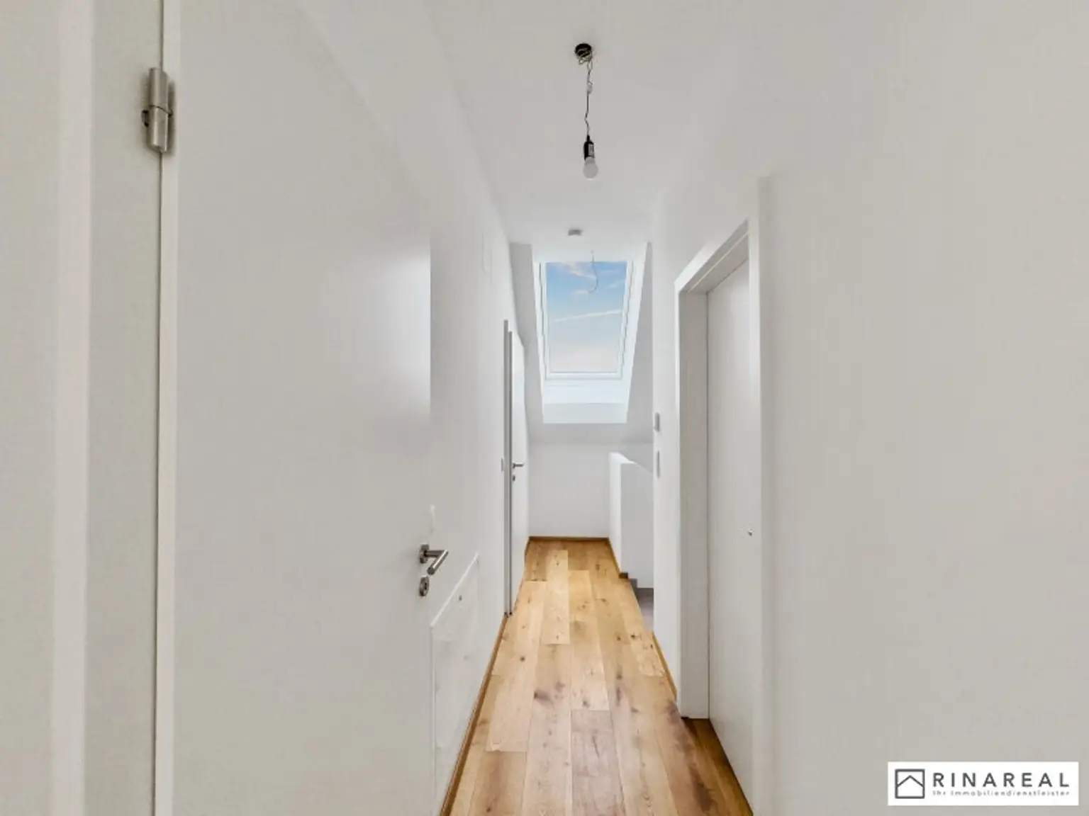 Wunderschöne, moderne & lichtdurchflutete Doppelhaushälfte zur Miete | 5 Zimmer - 140 m² | St. Georgen, Eisenstadt | AHORNGASSE