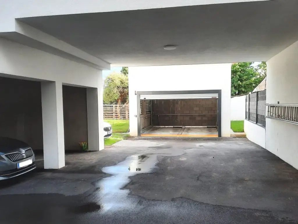 Anlegerpaket in Baden: 2 Wohnungen, 2 Stadthäuser und 4 Stellplätze