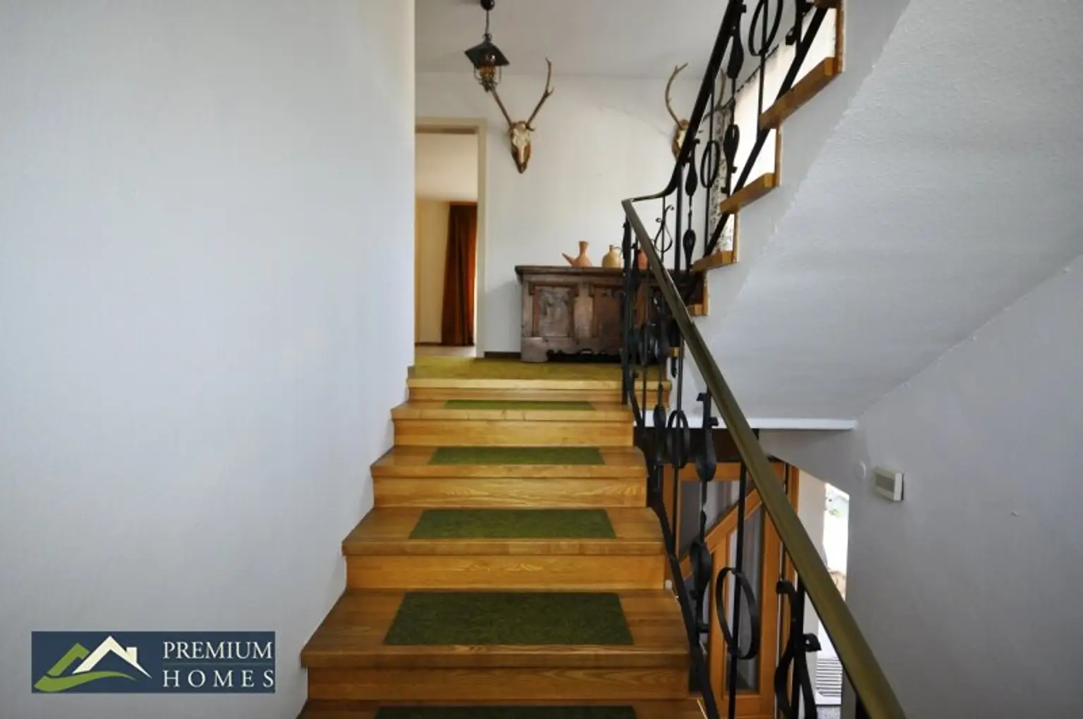BREITENBACH am Inn - Treppe ins OG