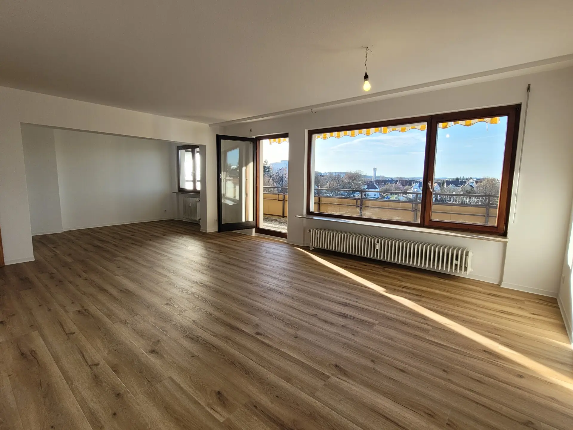 Wohn-/Esszimmerbereich