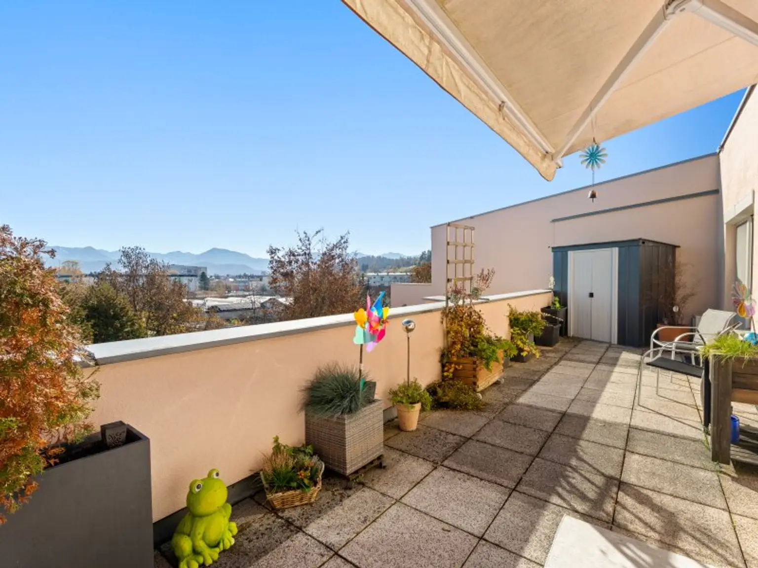 Moderne und schöne 60m² 2 Zi Wohnung mit XL-Terrasse in Feschnig in Aussichtslage - Mantschehofgasse