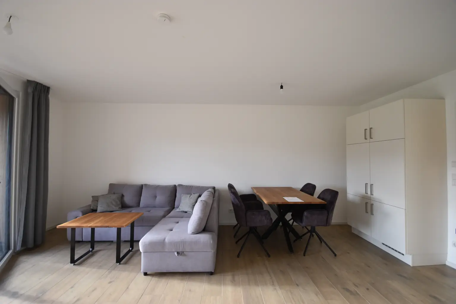 "GRÖDIG - Modernes und geräumiges Appartement mit großer Loggia und Bergblick"