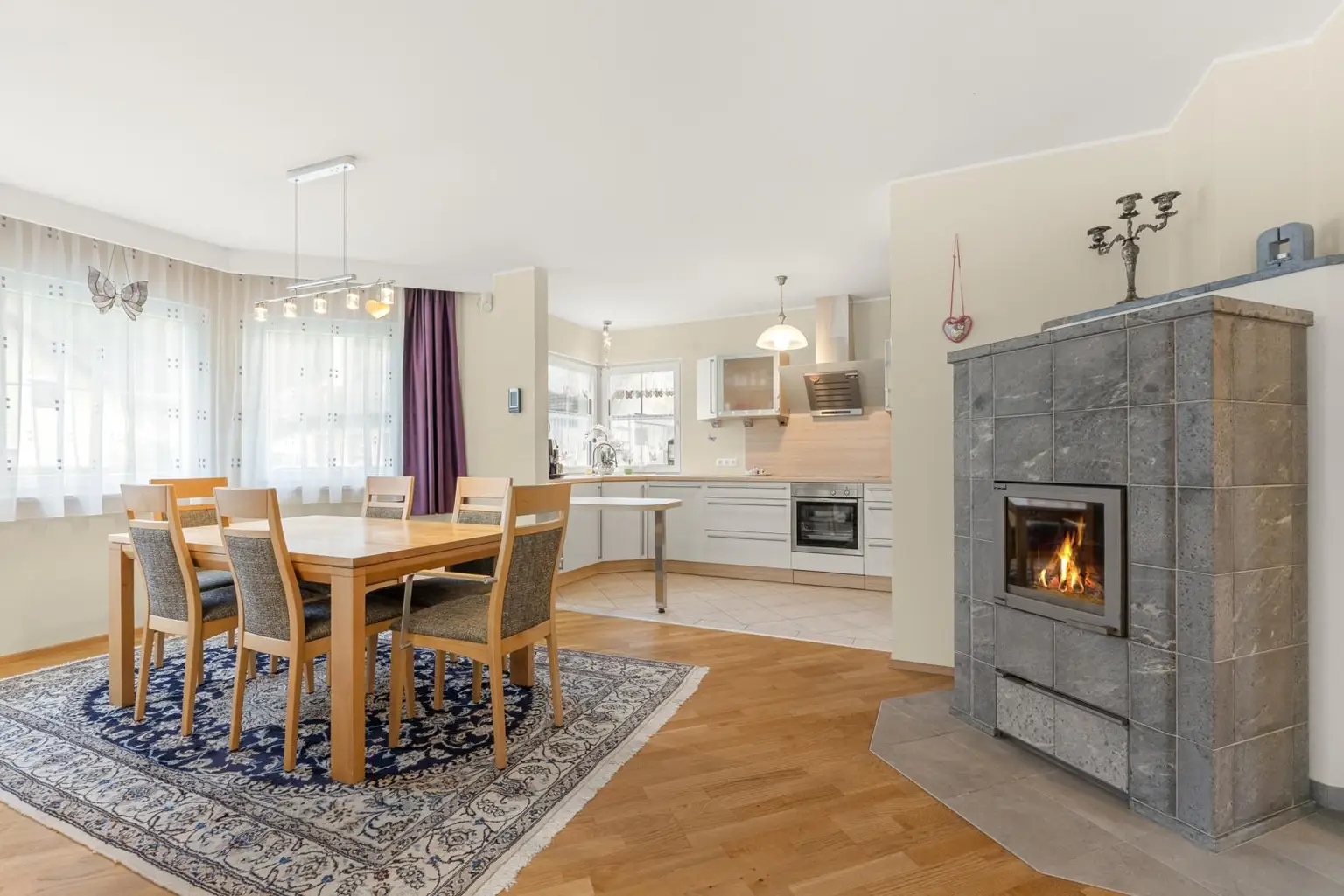 Schönes Einfamilienhaus mit großem Garten und guter Anbindung in Gmünd