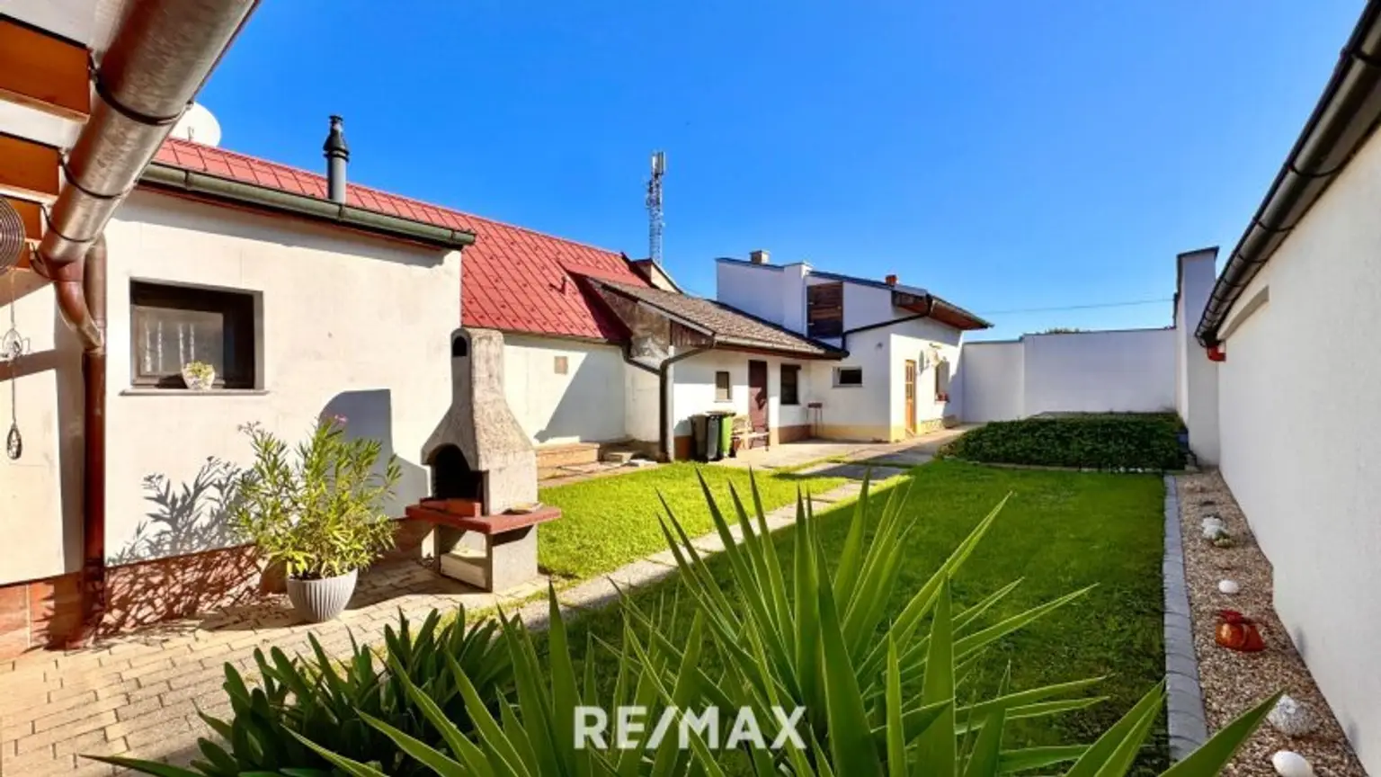 Garten und Nebengebäude