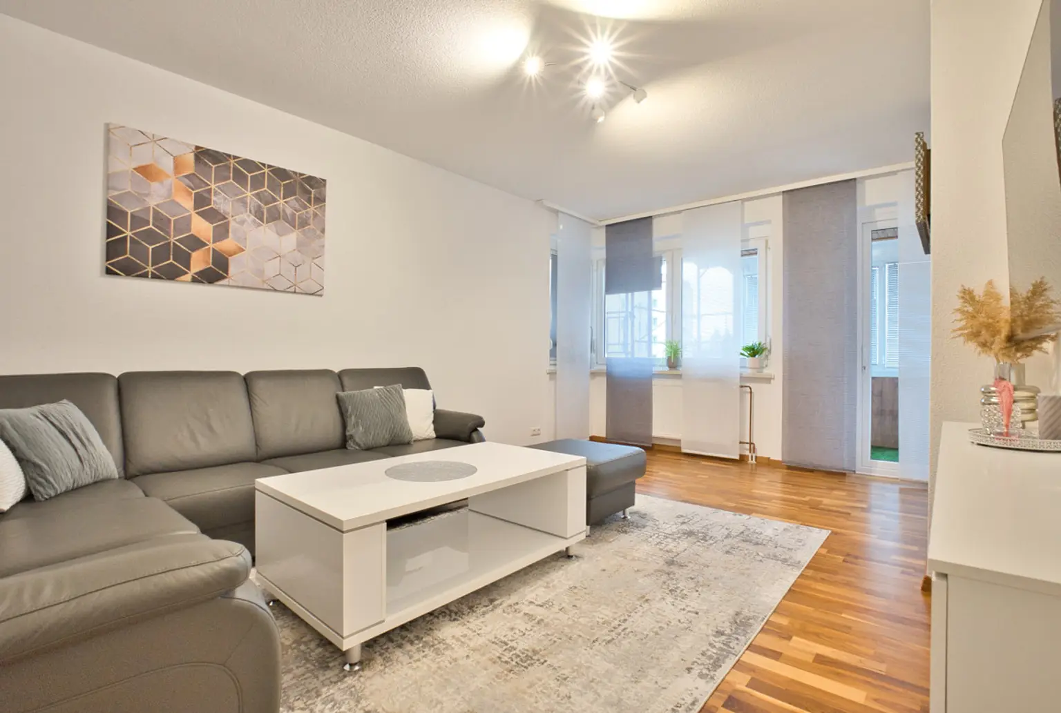 Moderne 4-Zimmer-Wohnung mit Loggia in Top-Lage! 
Europahof, Vöcklabruck