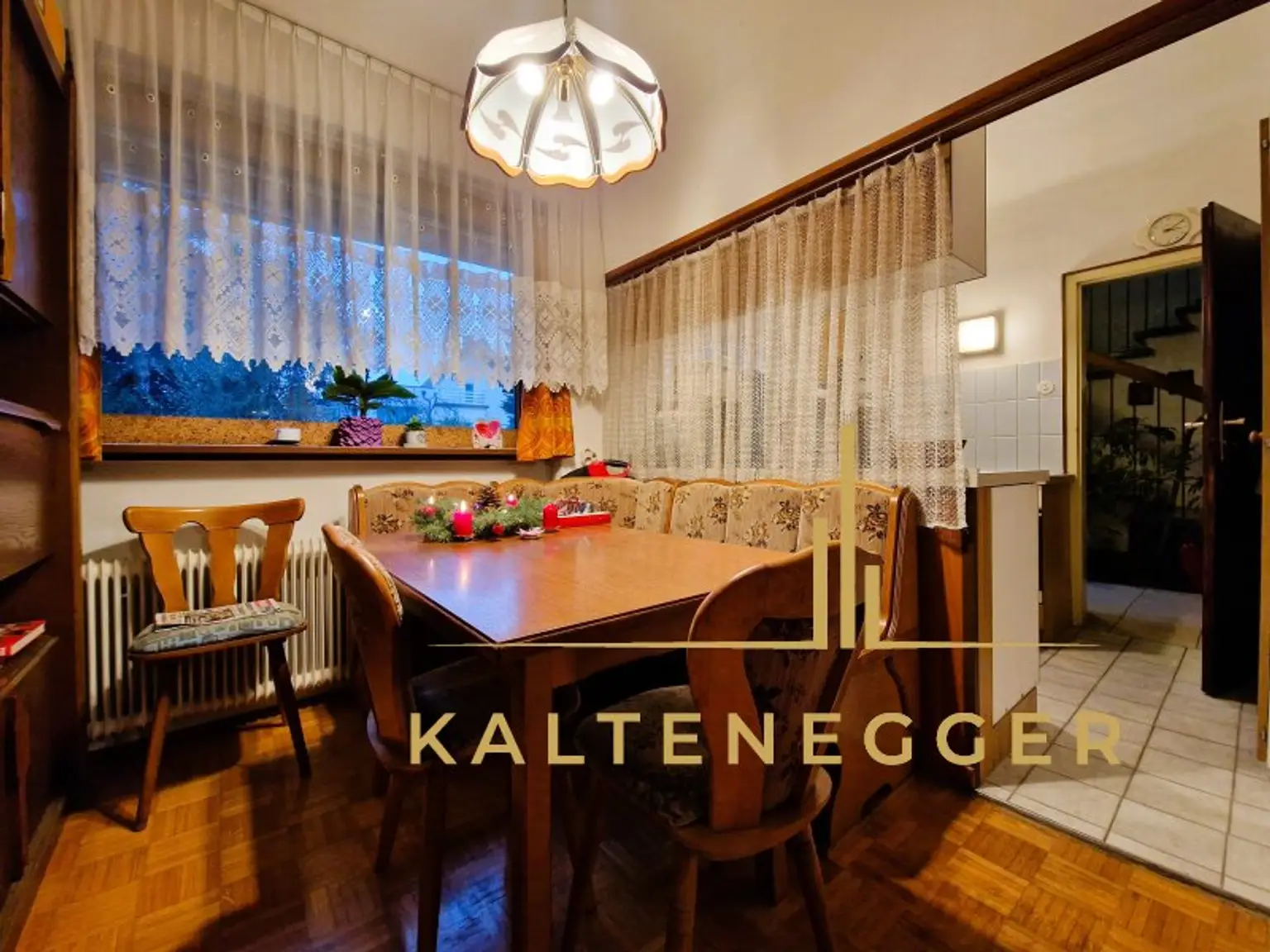 EG: Essplatz ca. 6,07 m²