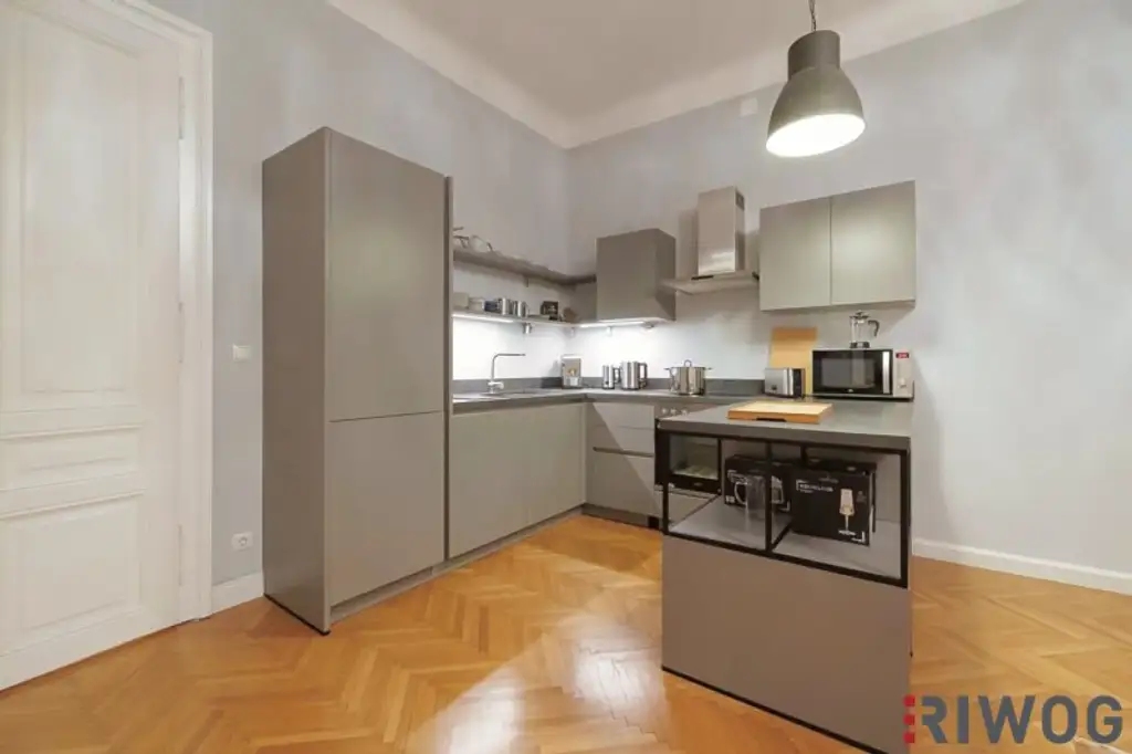 Wohnung mit Widmung für Kurzzeitvermietung vor den Toren Schloss Schönbrunns | Südseitiges 4-Zimmer Altbauapartment I 360° Rundgang