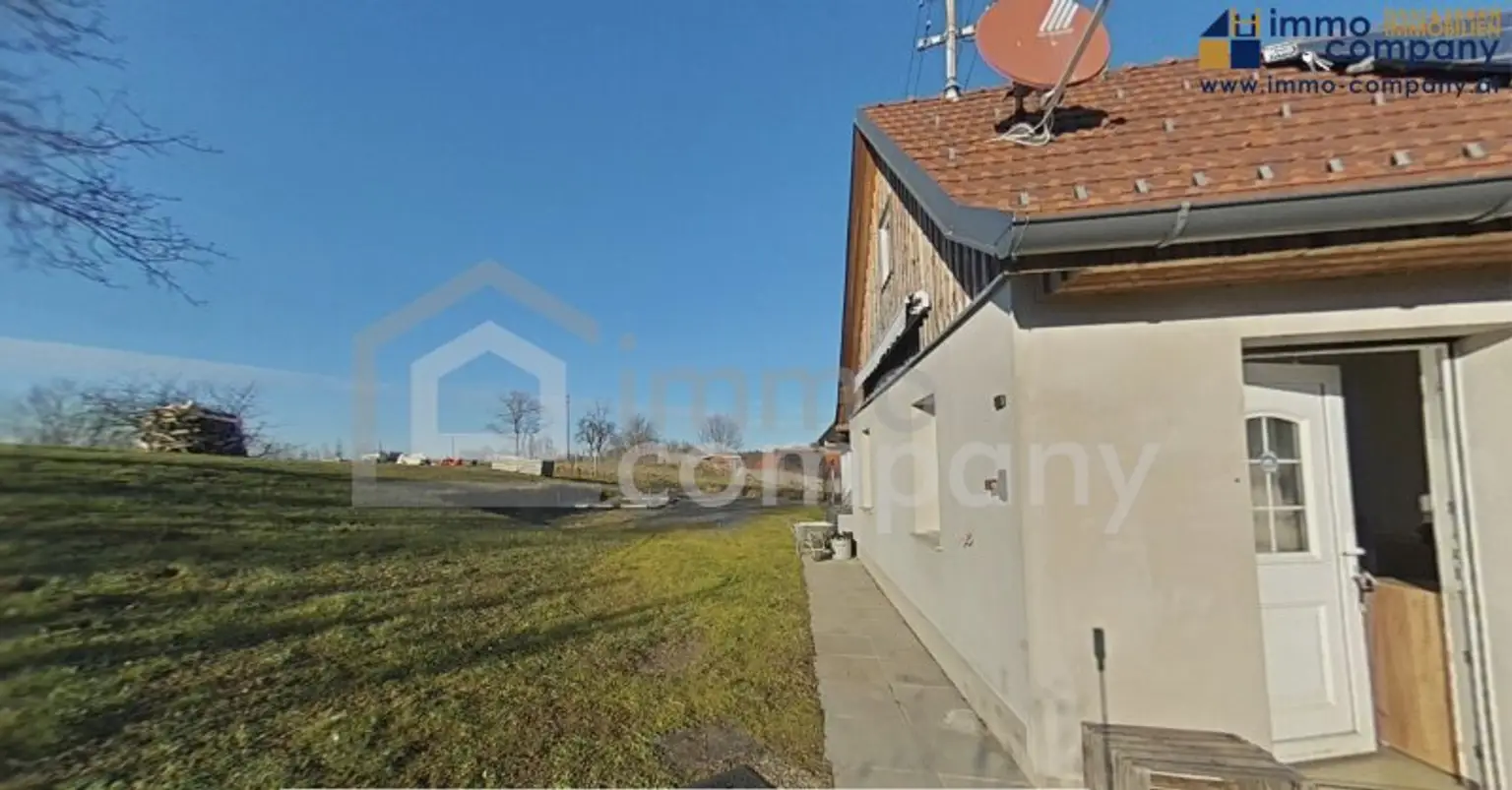 Saniertes ehemaliges Kellerstöckl - Ferienhaus - Tinyhaus mit großem Weingarten