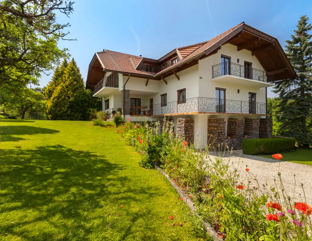Gepflegtes Wohnhaus in sonniger Lage nahe Velden und dem Wörthersee!