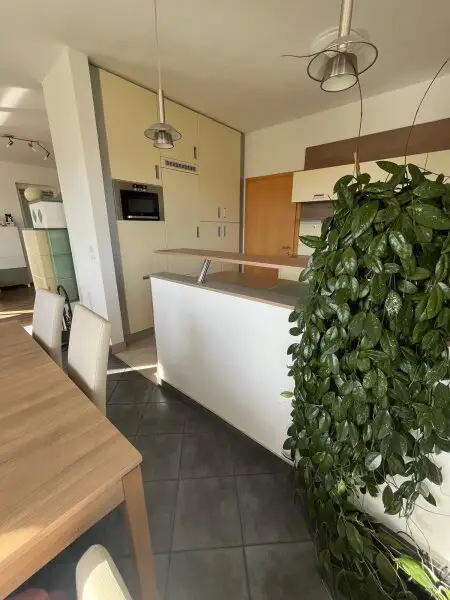 +++ Charmantes Einfamilienhaus in Fertőrákos – mit traumhaftem Garten, Seeblick und Yachthafen-Nähe +++