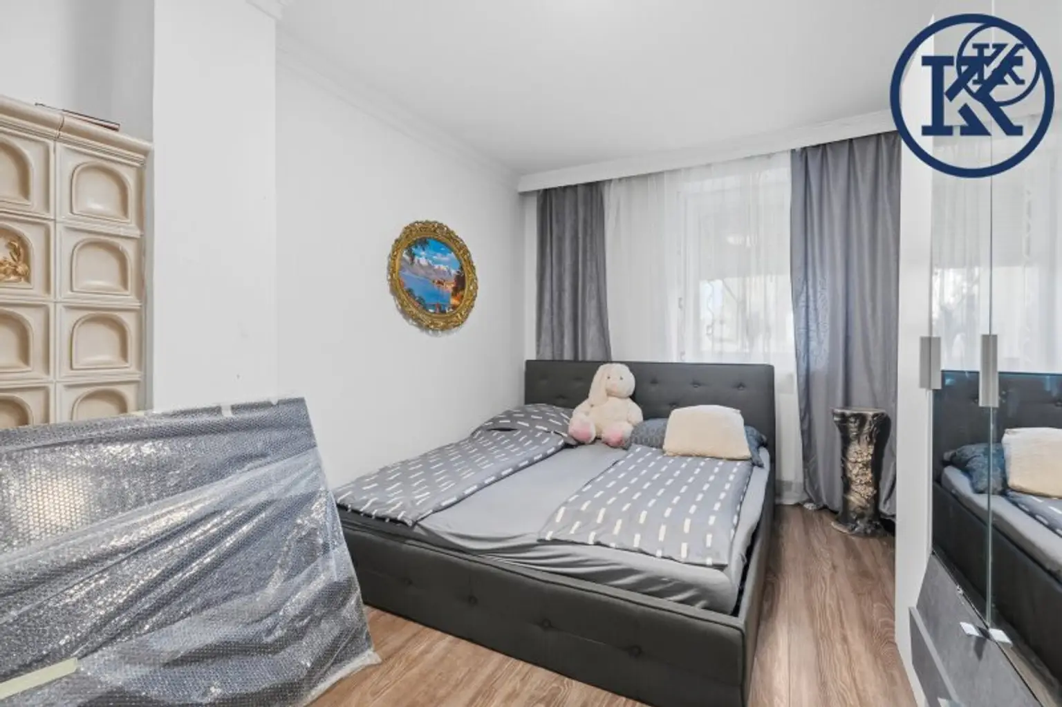 Schlafzimmer 6