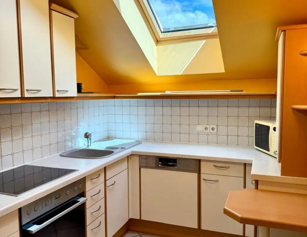 Super schöne 3-Zimmer-Dachgeschoßwohnung in ruhiger, zentraler Lage in Telfs