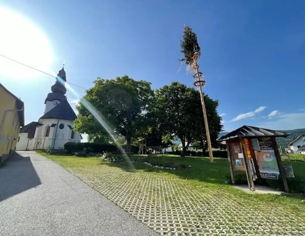 Großzügiges Grundstück im Rosental!