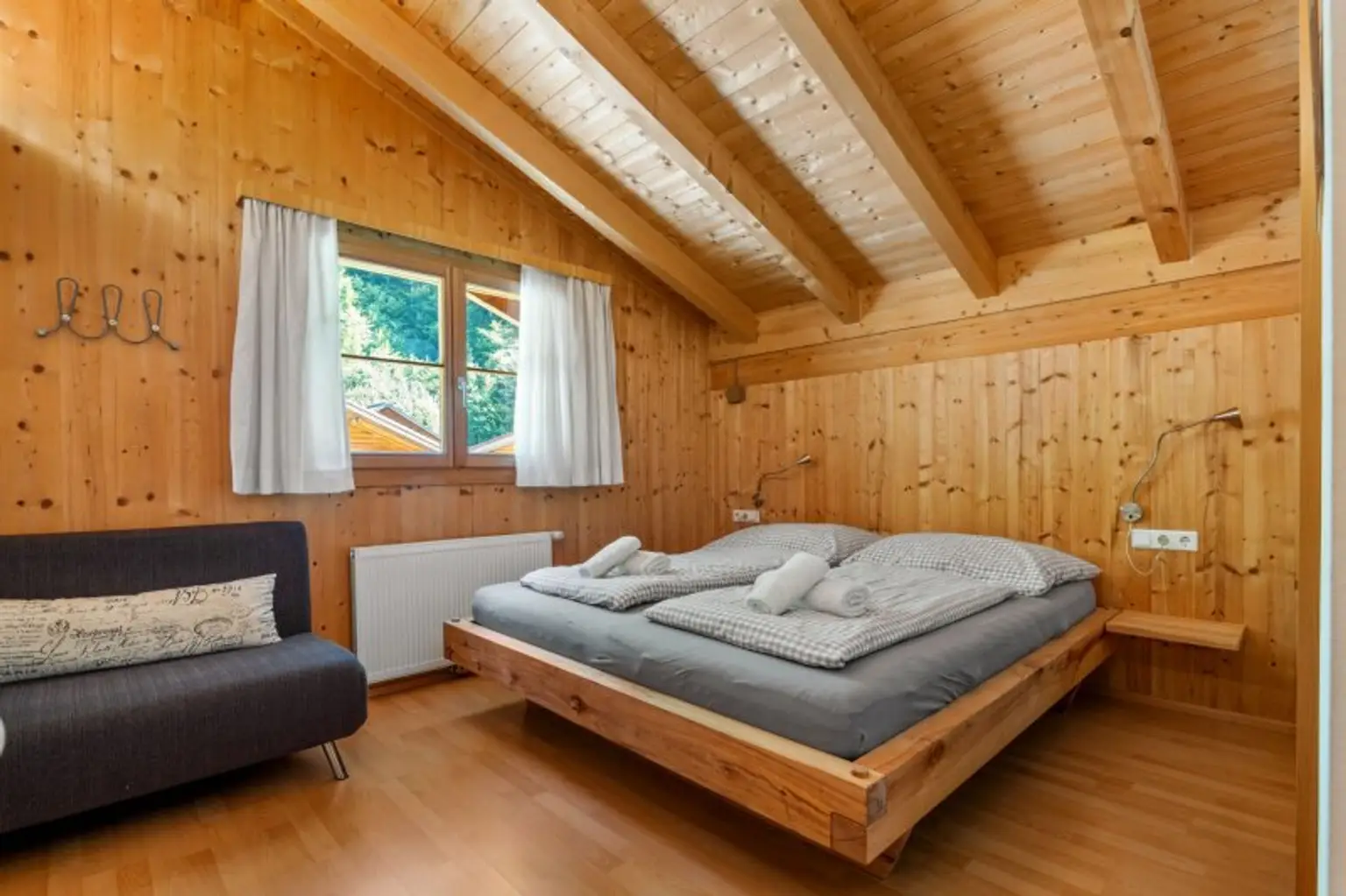 Traumhaftes Chalet in Bartholomäberg: 6 Zimmer, Garten, Terrasse & viel Platz!