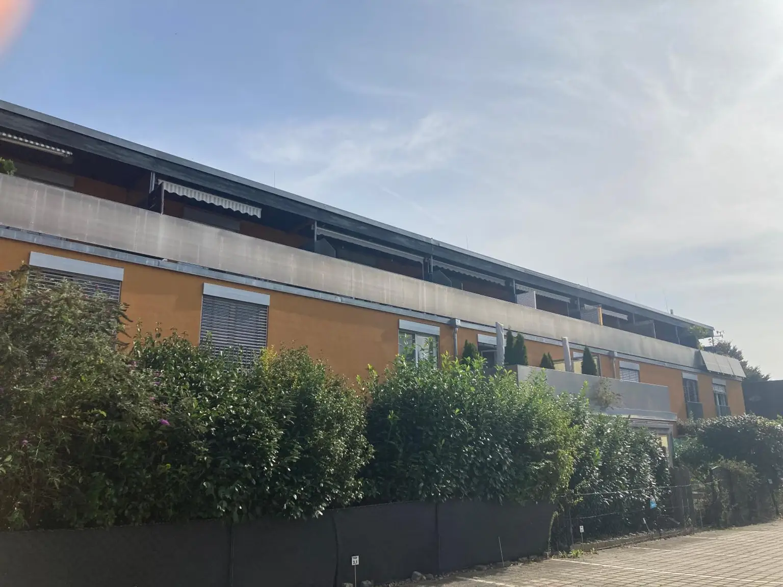 Maisonnette mit 2 Balkone und  2 Parkplätze
