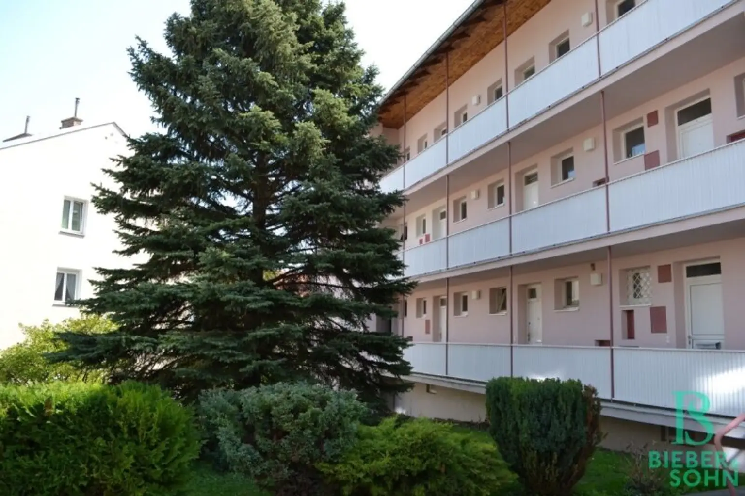 Hausansicht/Laubengang